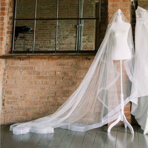 Sarah Seven Ivory Veil